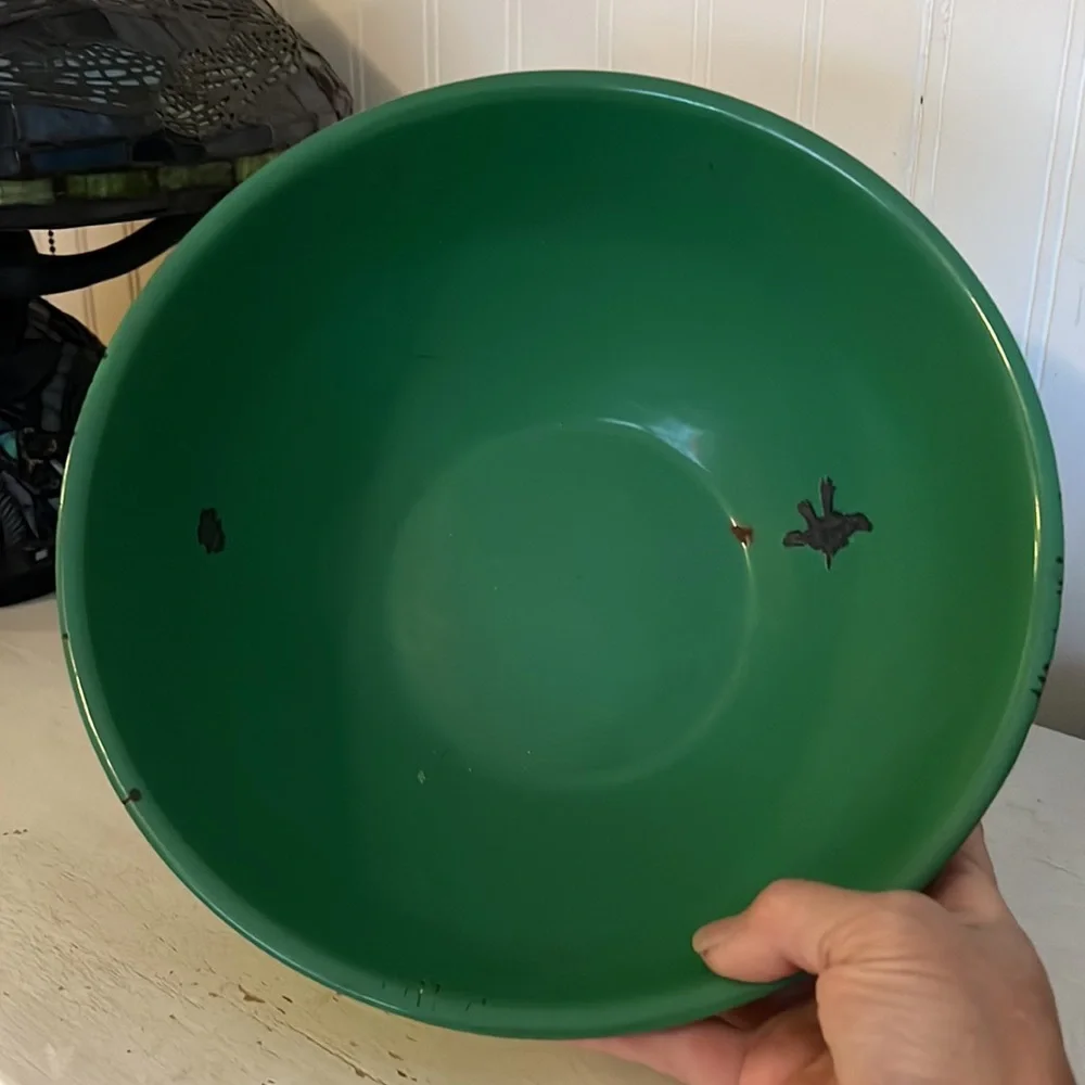 Vintage green enamel enamelware mixing bowl large 10” diameter